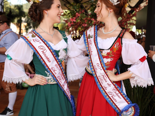 Vanessa Falk propõe projeto para apoio às festas tradicionais em Joinville