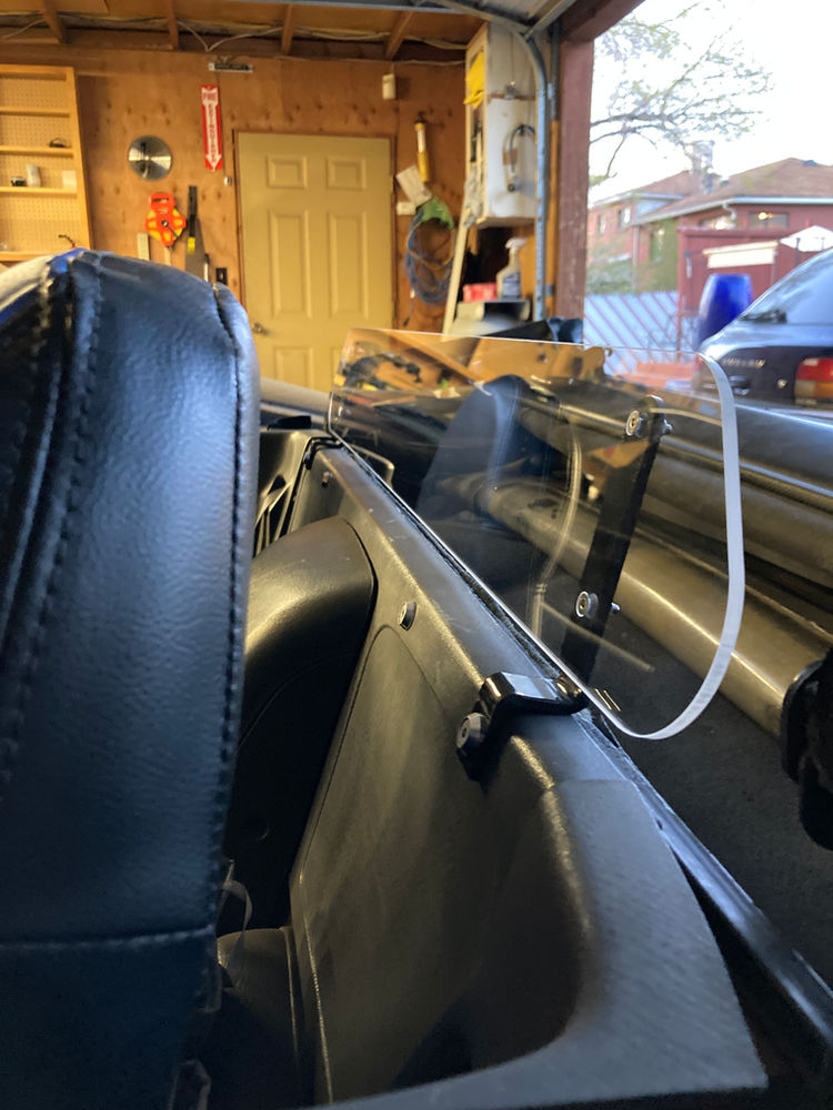 Custom Convertible Wind Deflector