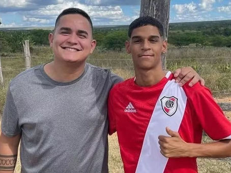 Após 3 anos, Luva de Pedreiro perde processo e é condenado a pagar R$ 5,5 milhões a Allan Jesus.