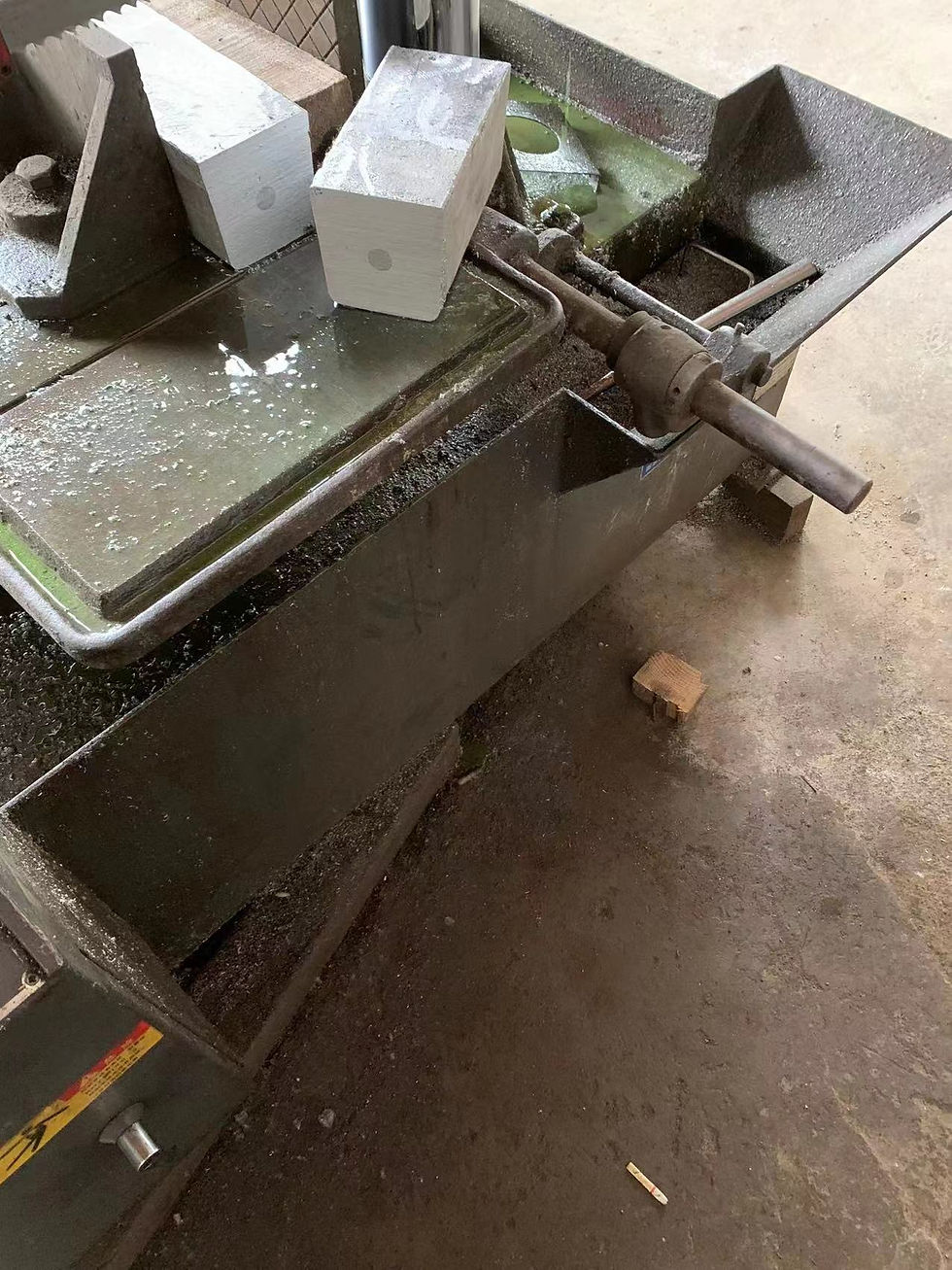 how do sacrificial anodes work