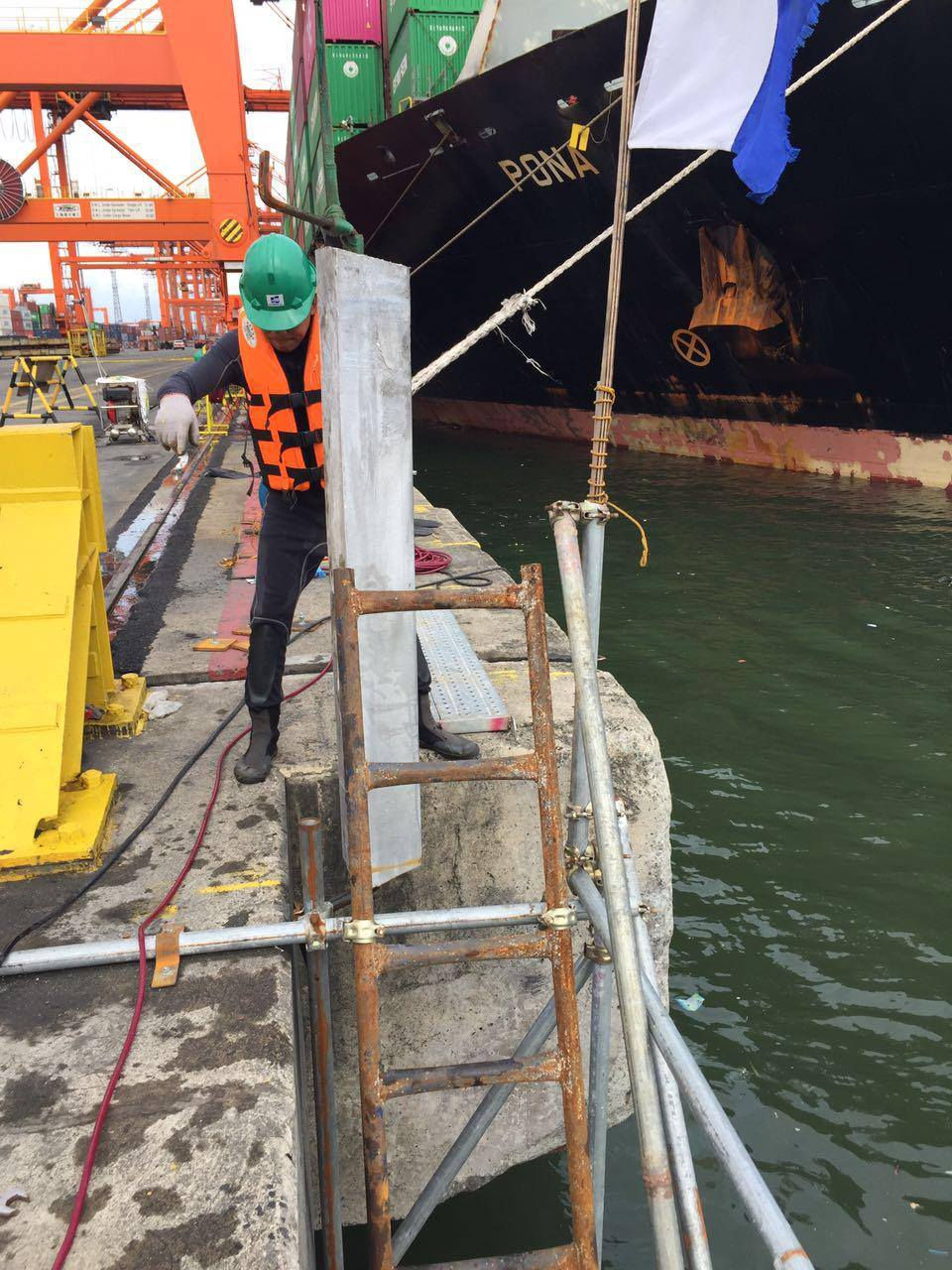 sacrificial anodes installation