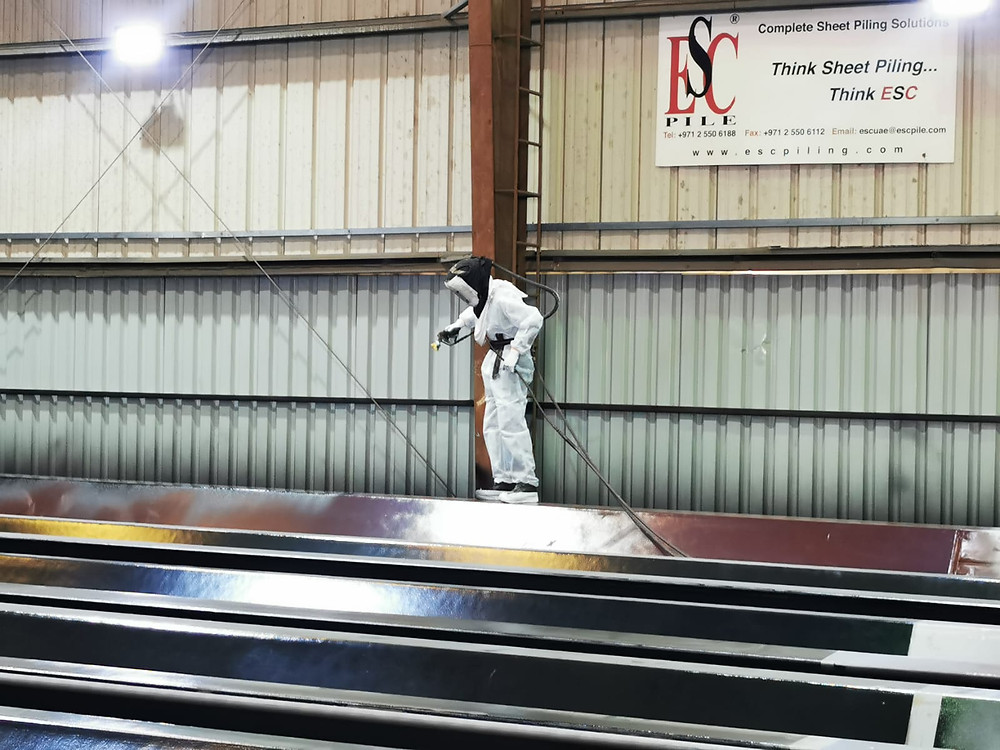 application of paint to avoid sheet pile corrosion