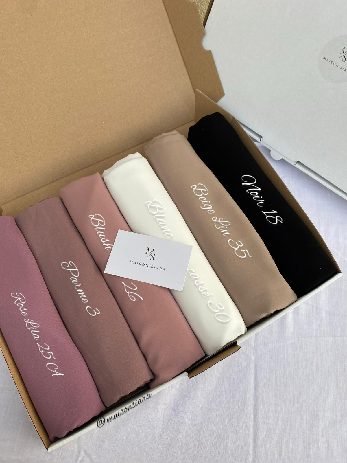 Box 6 hijabs soie de médine — Élégance & Douceur