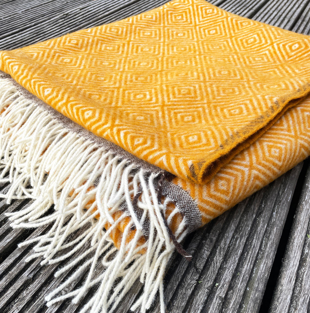 Goldene Wolldecke „Goldener Winter“ – 100 % Wolle