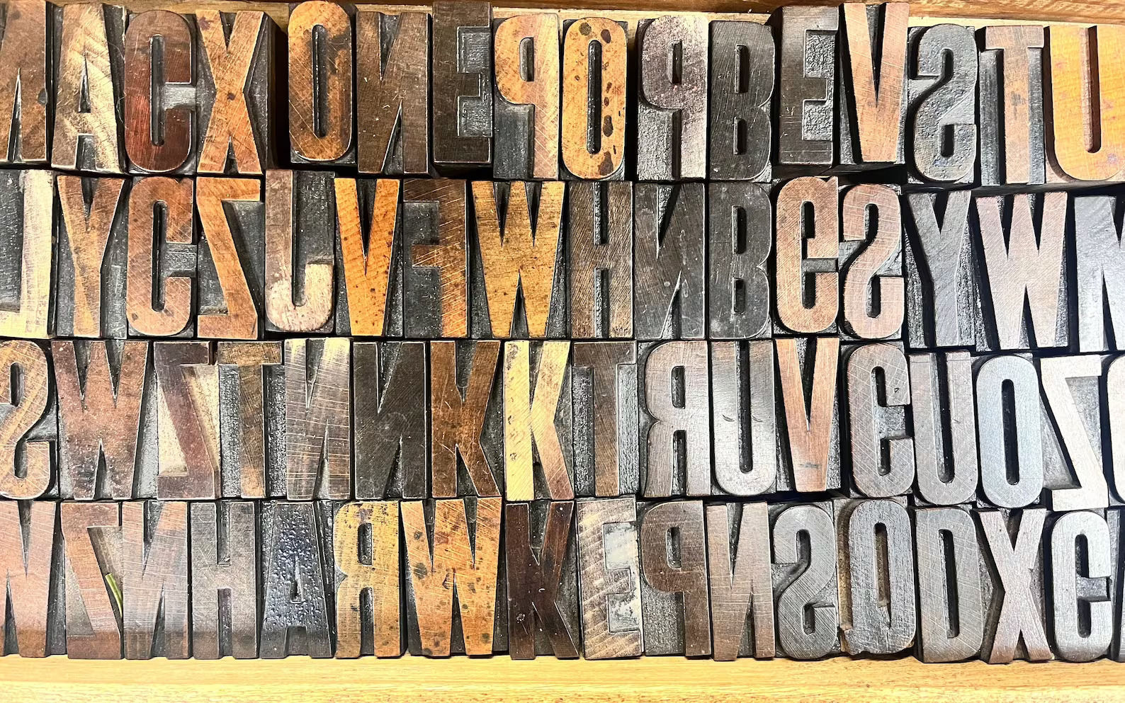 VINTAGE WOODEN PRINTER BLOCKS (42mm)