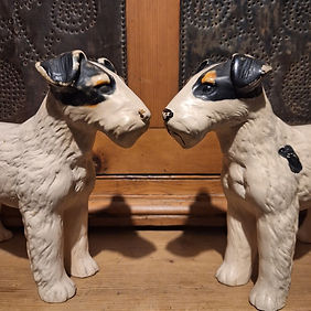 Two Pot Dogs - Finders Service