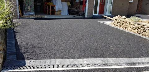 Tarmac driveway installed by Johnson Surfacing