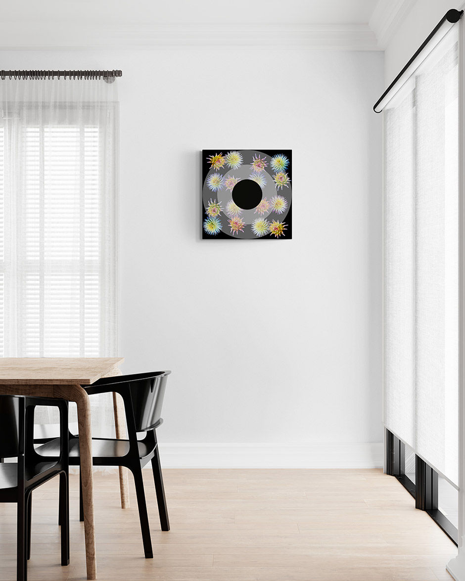 FEMINA | Fotokunst med et konstruert blomstermotiv