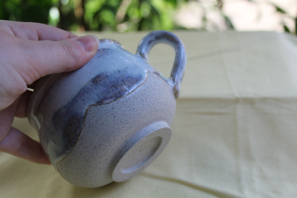 Thumbnail: Small frog mug -White