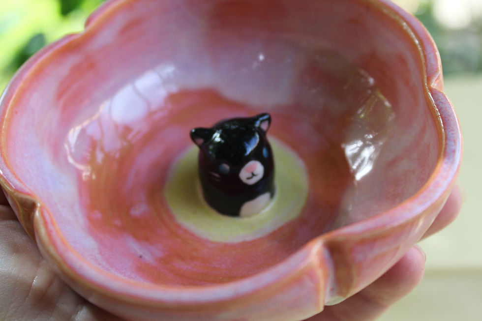 Thumbnail: Kitty flower trinket dish
