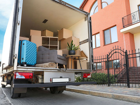 Moving Pods vs Moving Companies