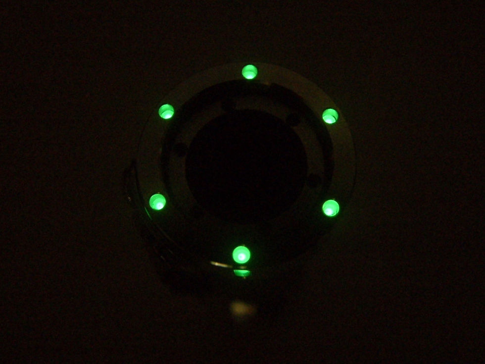 Thumbnail: 6x vertical slots for 1.5x6mm trits, 8x 1.5x6mm trits on light head