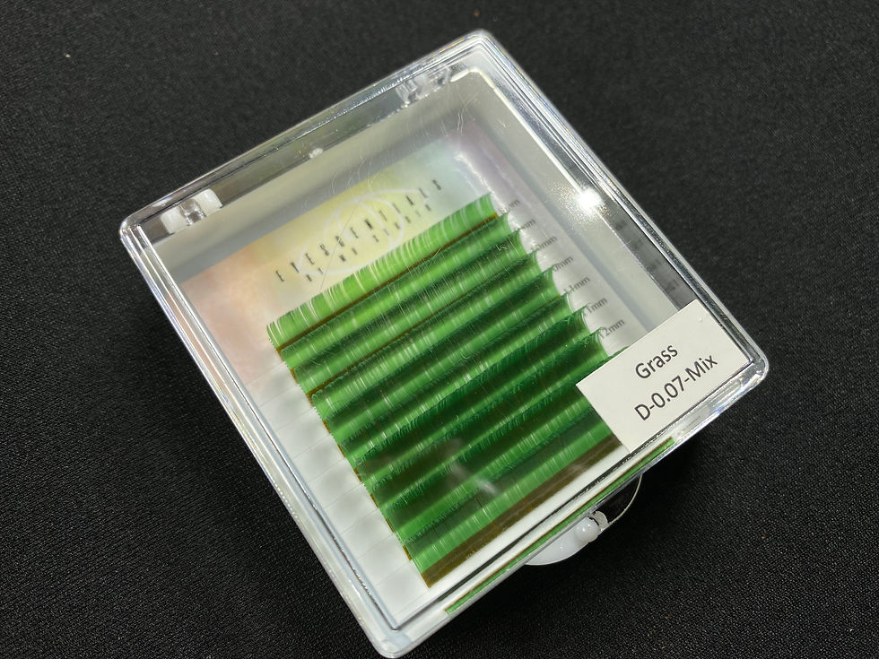Thumbnail: Creative Coloured Lashes