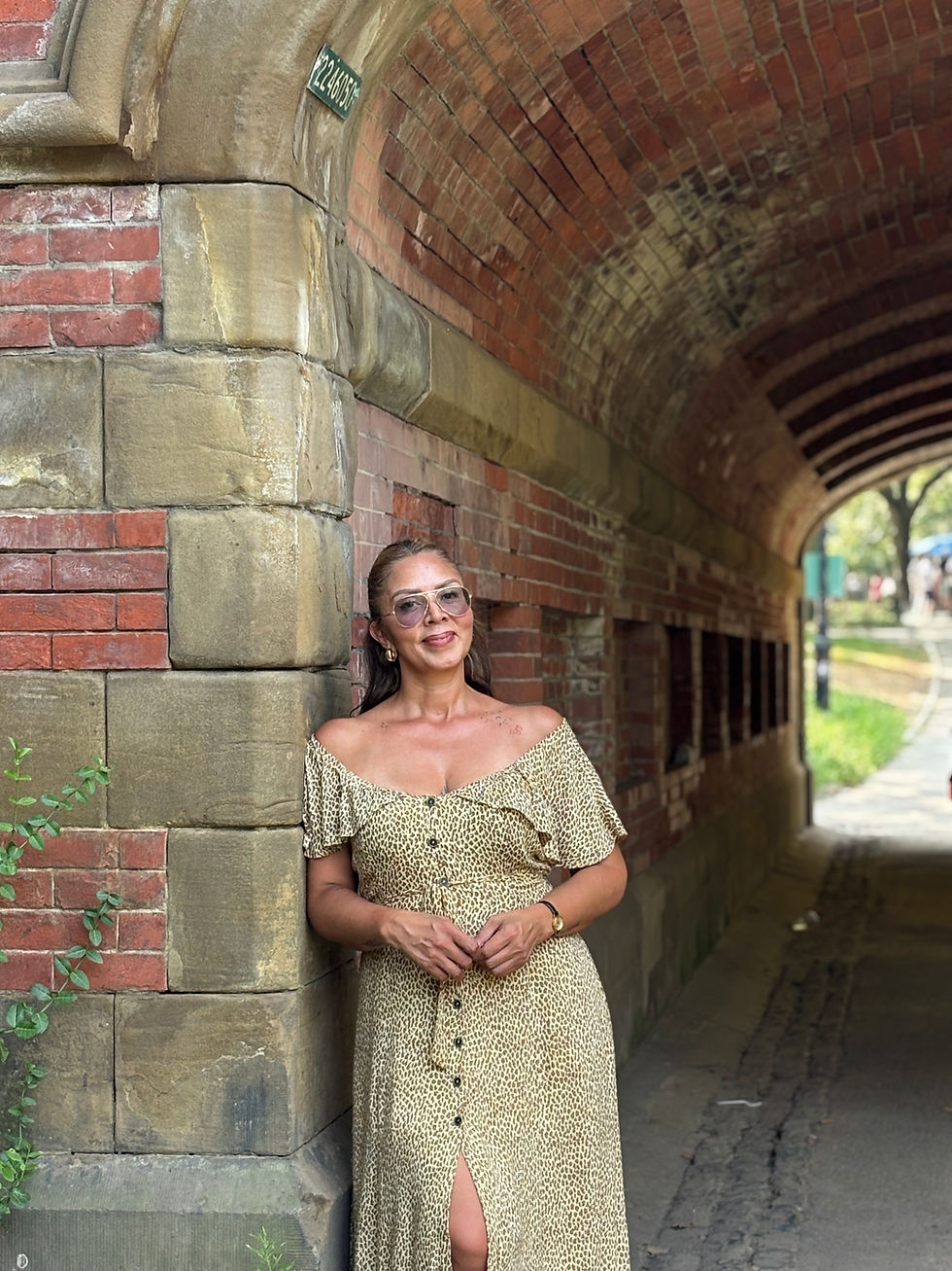 Cariño in Central Park reflecting on modern dating patterns.