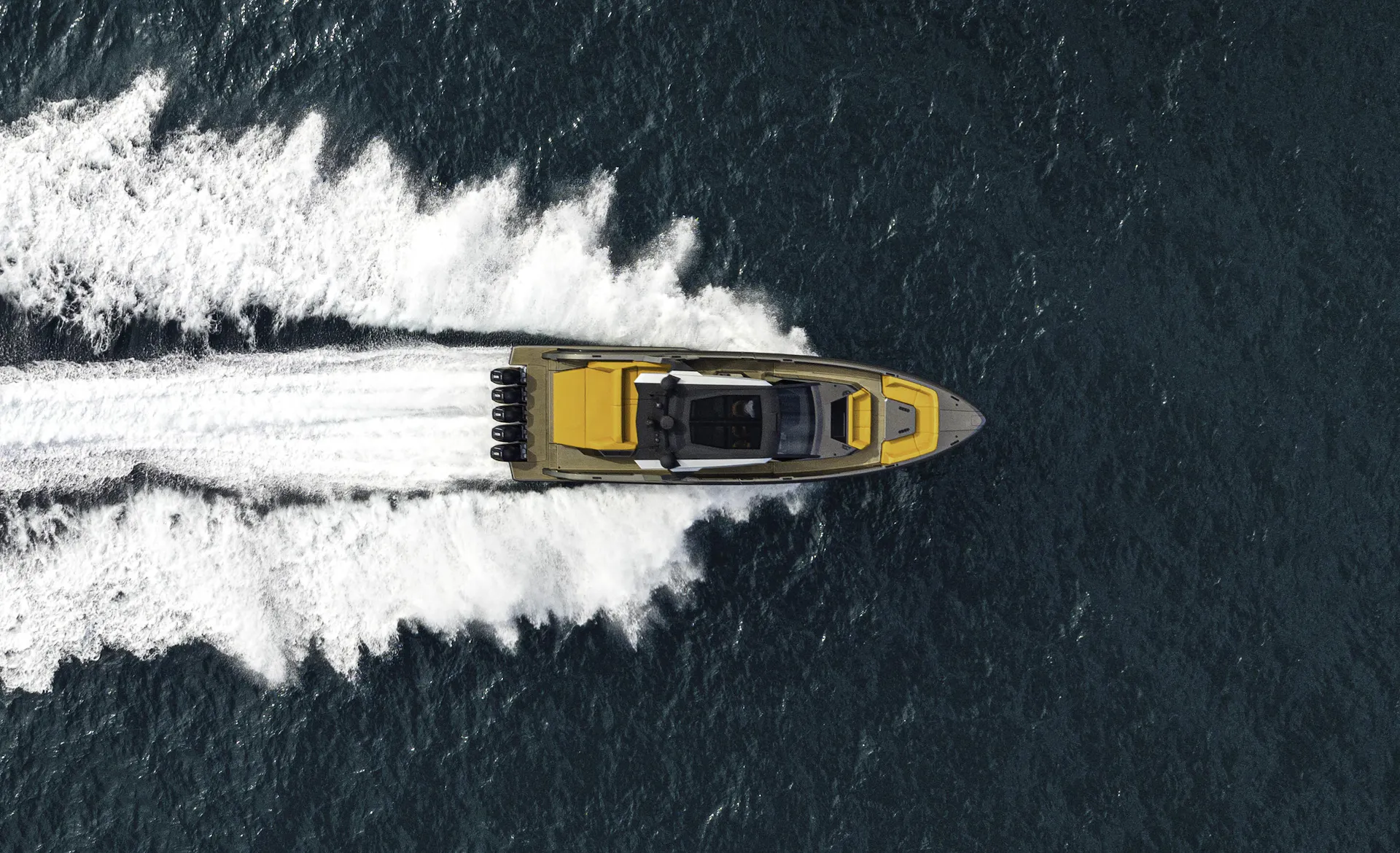 VQ55 Sports Line , Vanquish , sports yacht , boatingreece , boating greece 