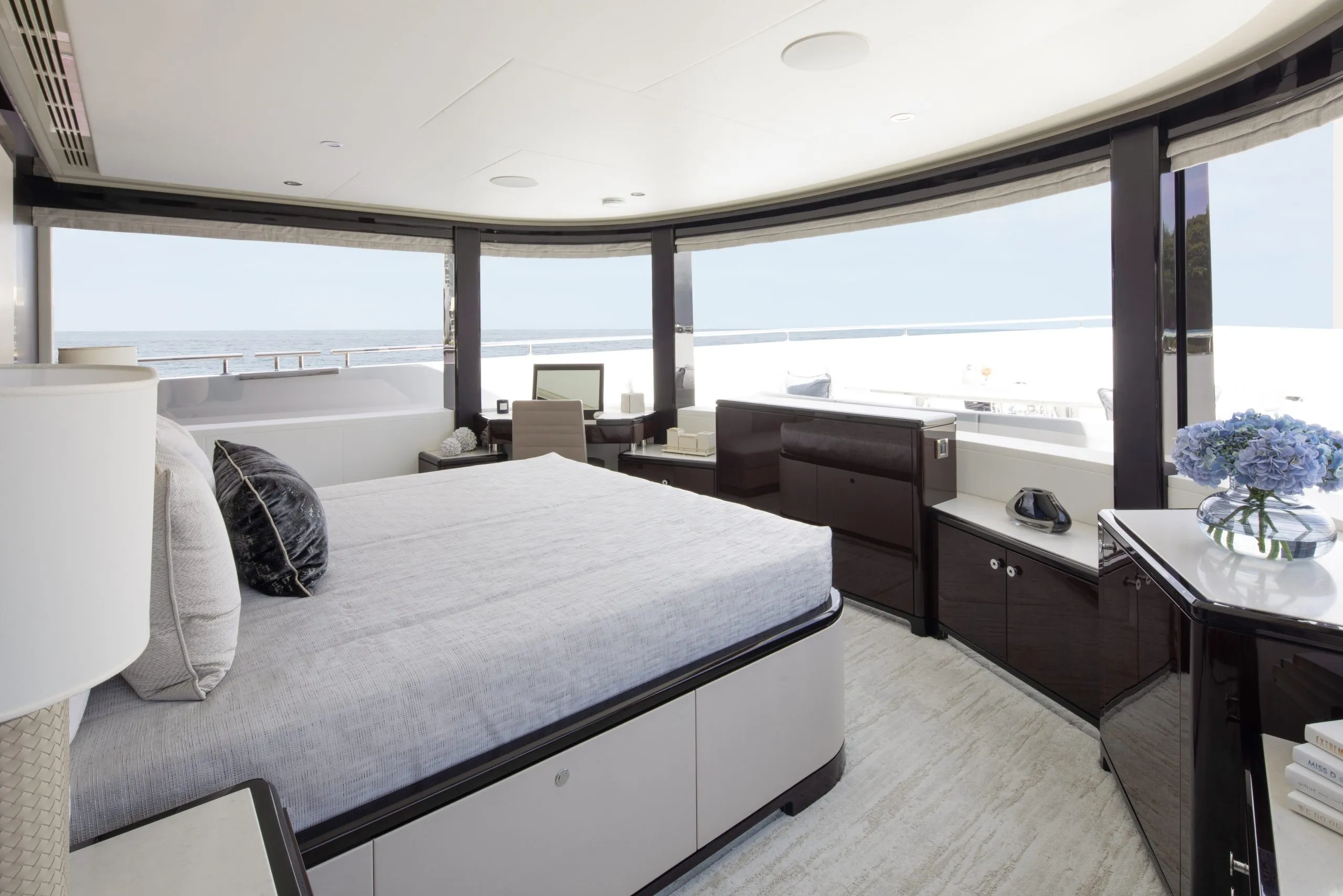 OCEAN ALEXANDER 32 LEGEND , superyacht , boatinggreece , boating greece , boating , yachting, news