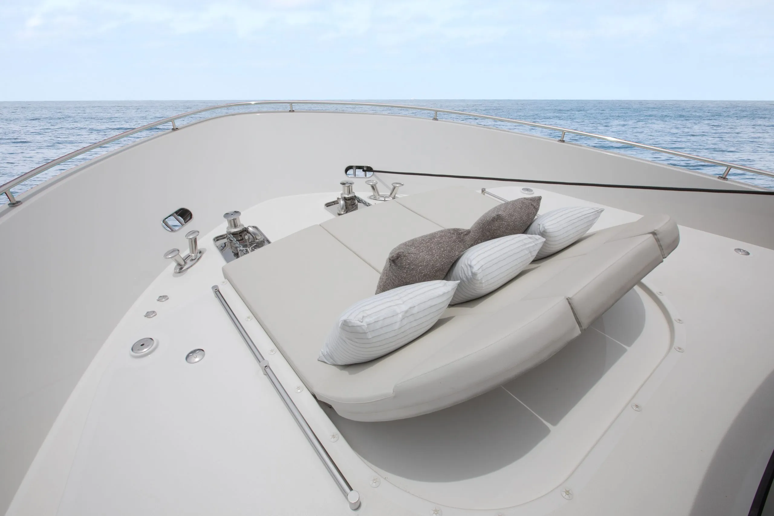 OCEAN ALEXANDER 32 LEGEND , superyacht , boatinggreece , boating greece , boating , yachting, news