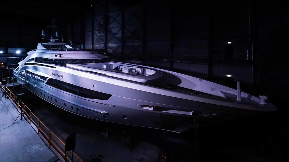 Η Heesen λανσάρει το νέο super yacht Oslo24, Cinderella Noel IV με γυάλινο πυθμένα πισίνας και εξωτερικό τζάκι