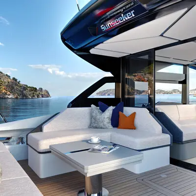 Η Sunseeker, η μεγάλη βρετανική εταιρεία κατασκευής, μόλις αποκάλυψε ένα νέο Predator 55 με χαμηλό προφίλ