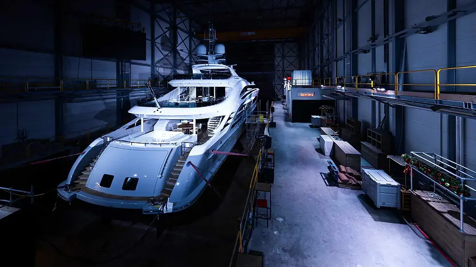 Η Heesen λανσάρει το νέο super yacht Oslo24, Cinderella Noel IV με γυάλινο πυθμένα πισίνας και εξωτερικό τζάκι