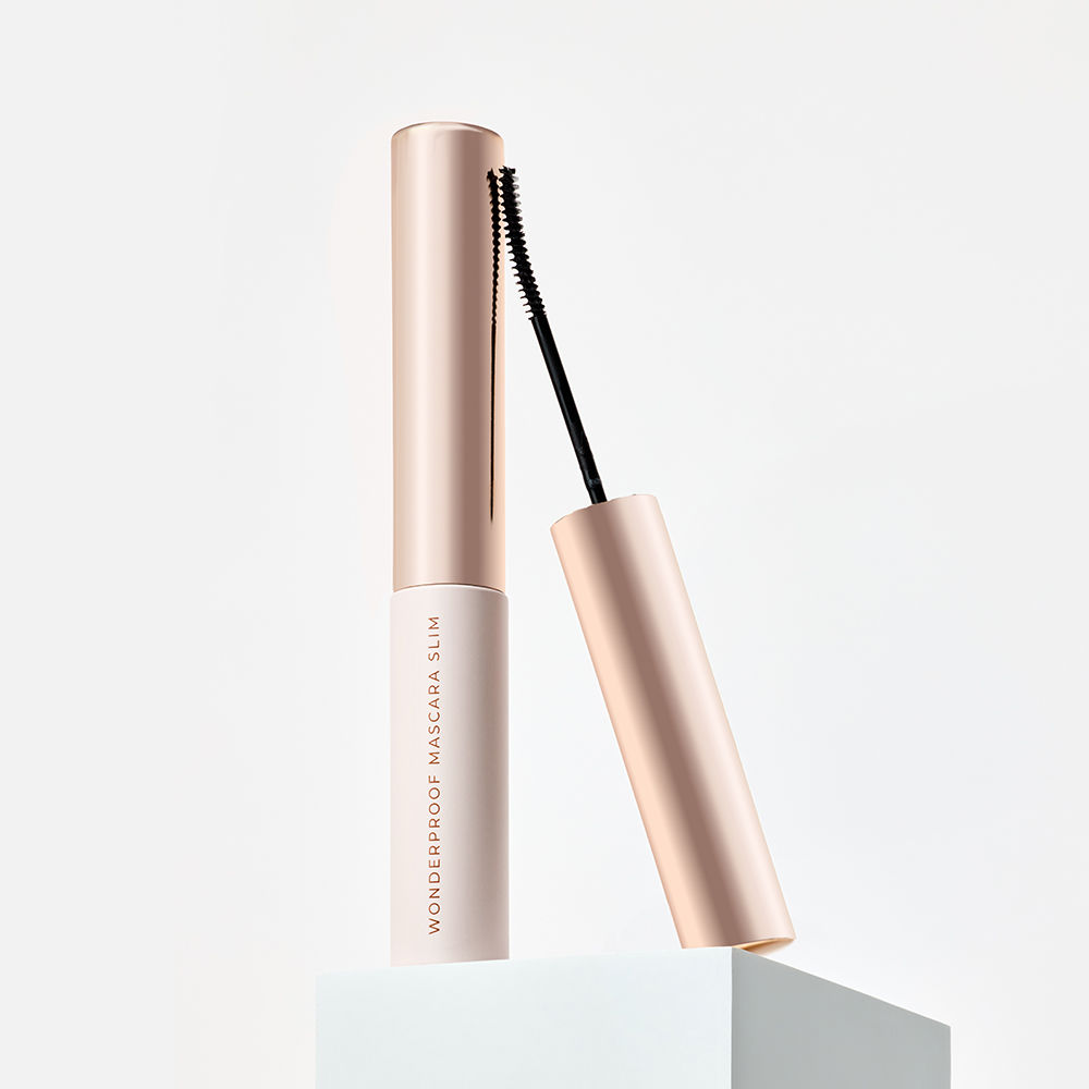 BOM Wonderproof Mascara Slim Hyper Black – smudge-proof, sweat-resistant formula”