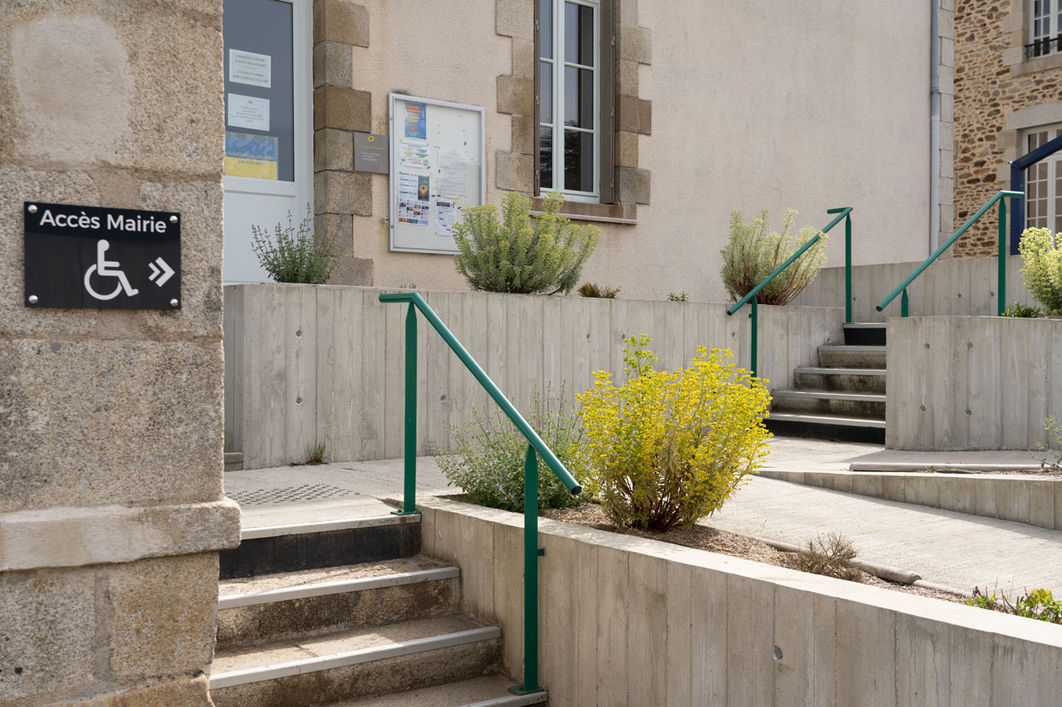 1 - Bergeron Pailler Architecture - accessibilité rénovation mairie - 01.jpg