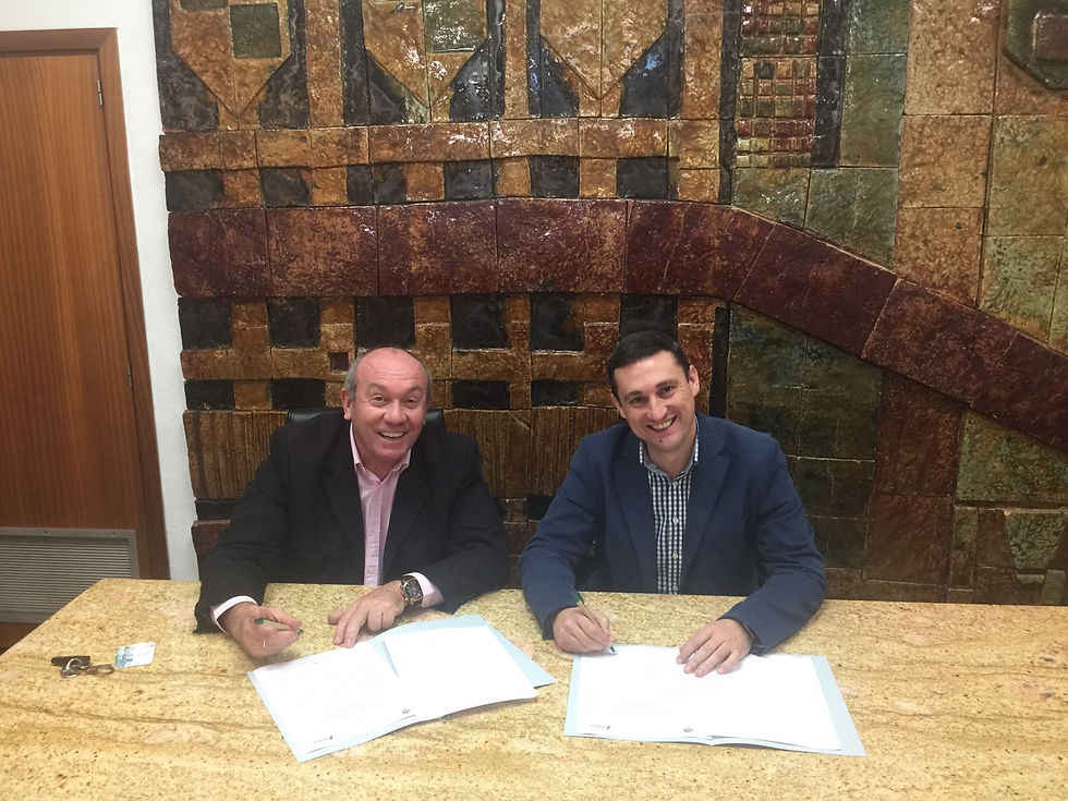 Presidente de la Federación Junta Fallera de Sagunto y el Director Lafarge de Sagunto