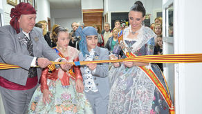 La falla Joaquín Navarro inaugura su nuevo casal