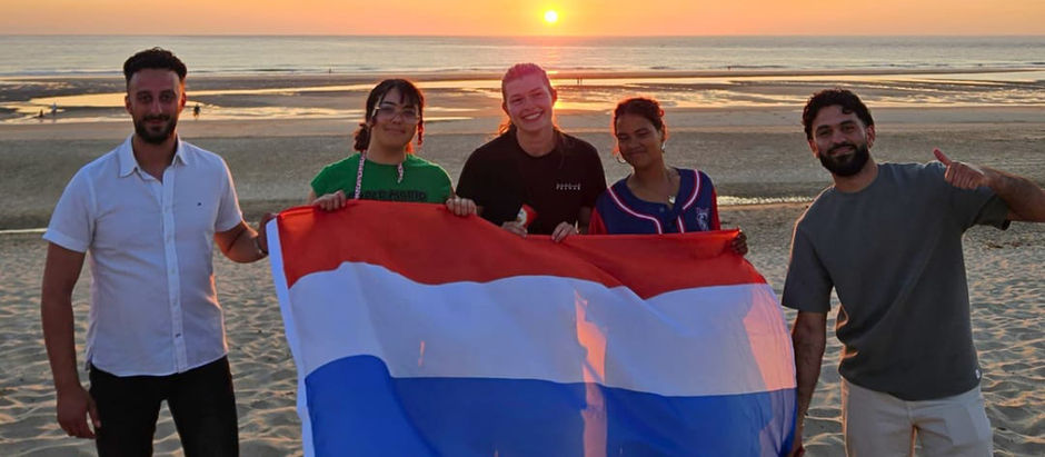 Roots & Waves: first Erasmus+, first time surfing and a lot of new stories