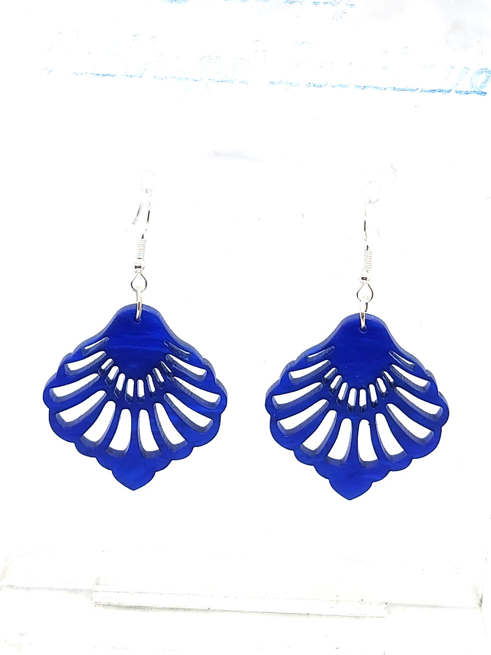 Thumbnail: Seashell Earrings (3 Colors)