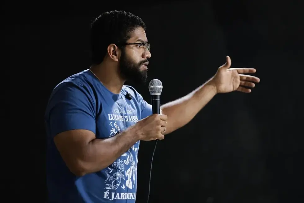 Pernambuco terá representante na Bancada da Esquerda Radical com pré-candidatura de Jones Manoel