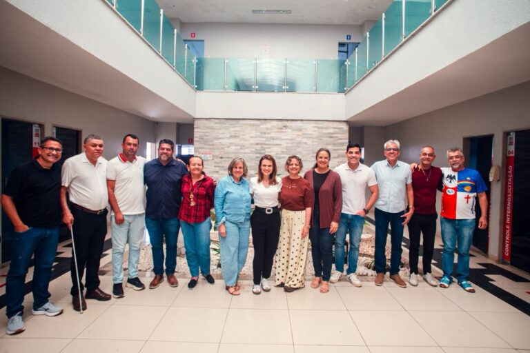 Vereadores de Garanhuns declaram apoio a Marília Arraes