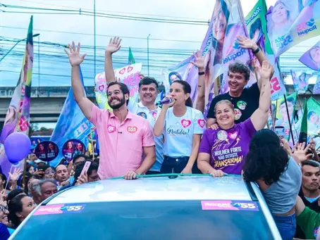 Andréa Medeiros recebe Raquel Lyra em caminhada com mulheres em Jaboatão