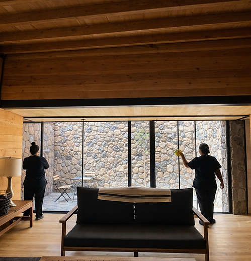 personal de limpieza azur en ensenada