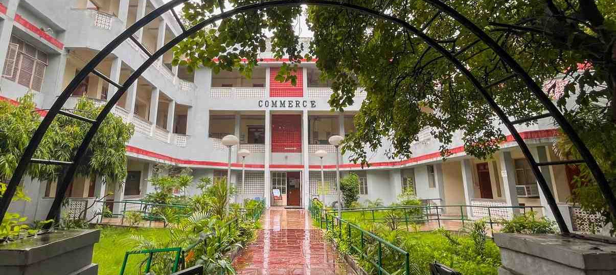 Department Of Commerce, Delhi School of Economics University of Delhi