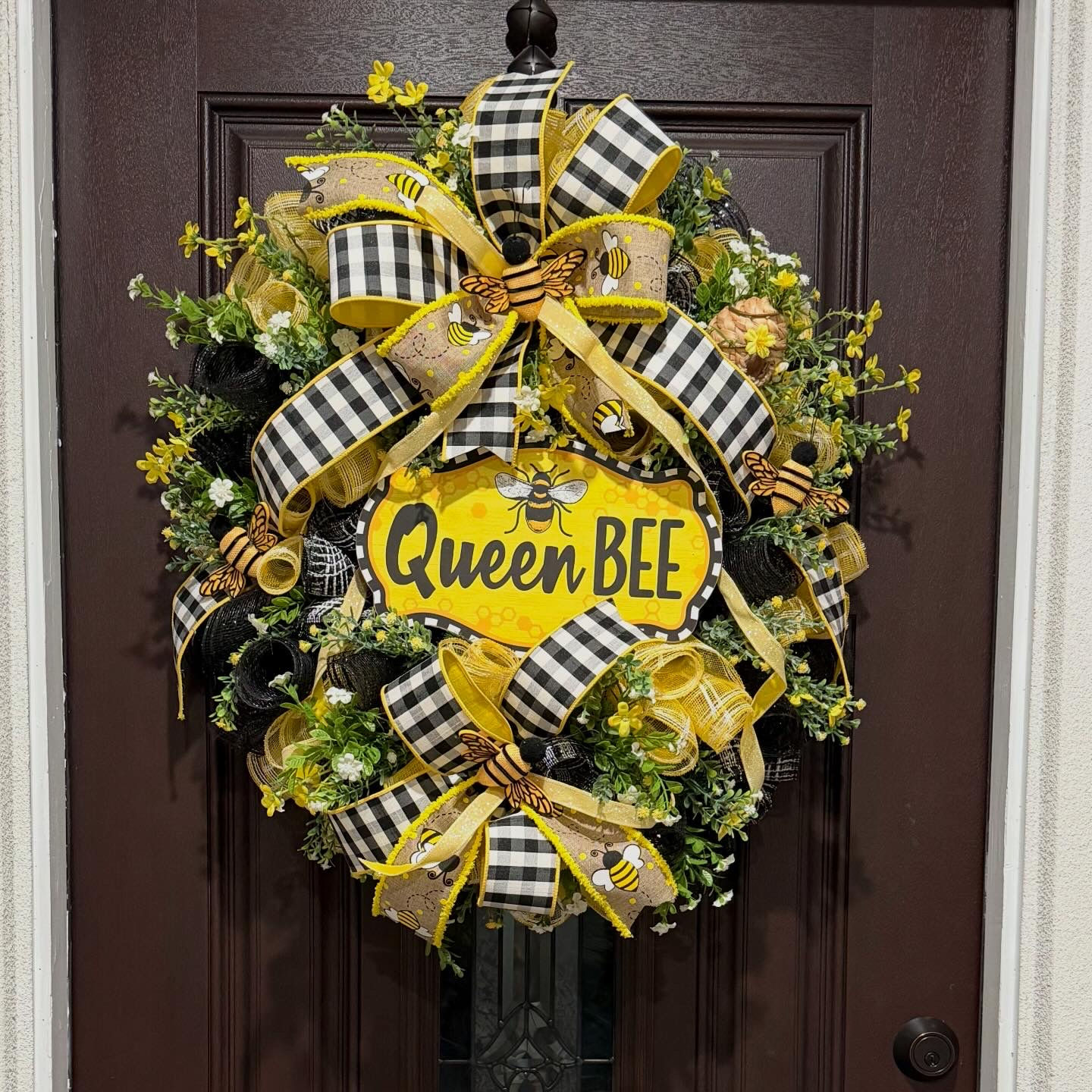 Queen Bee Welcome Wreath 👑🐝