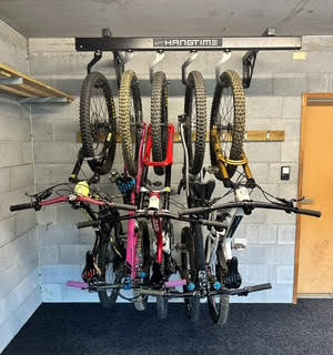 5 bike wallrack 3.jpg