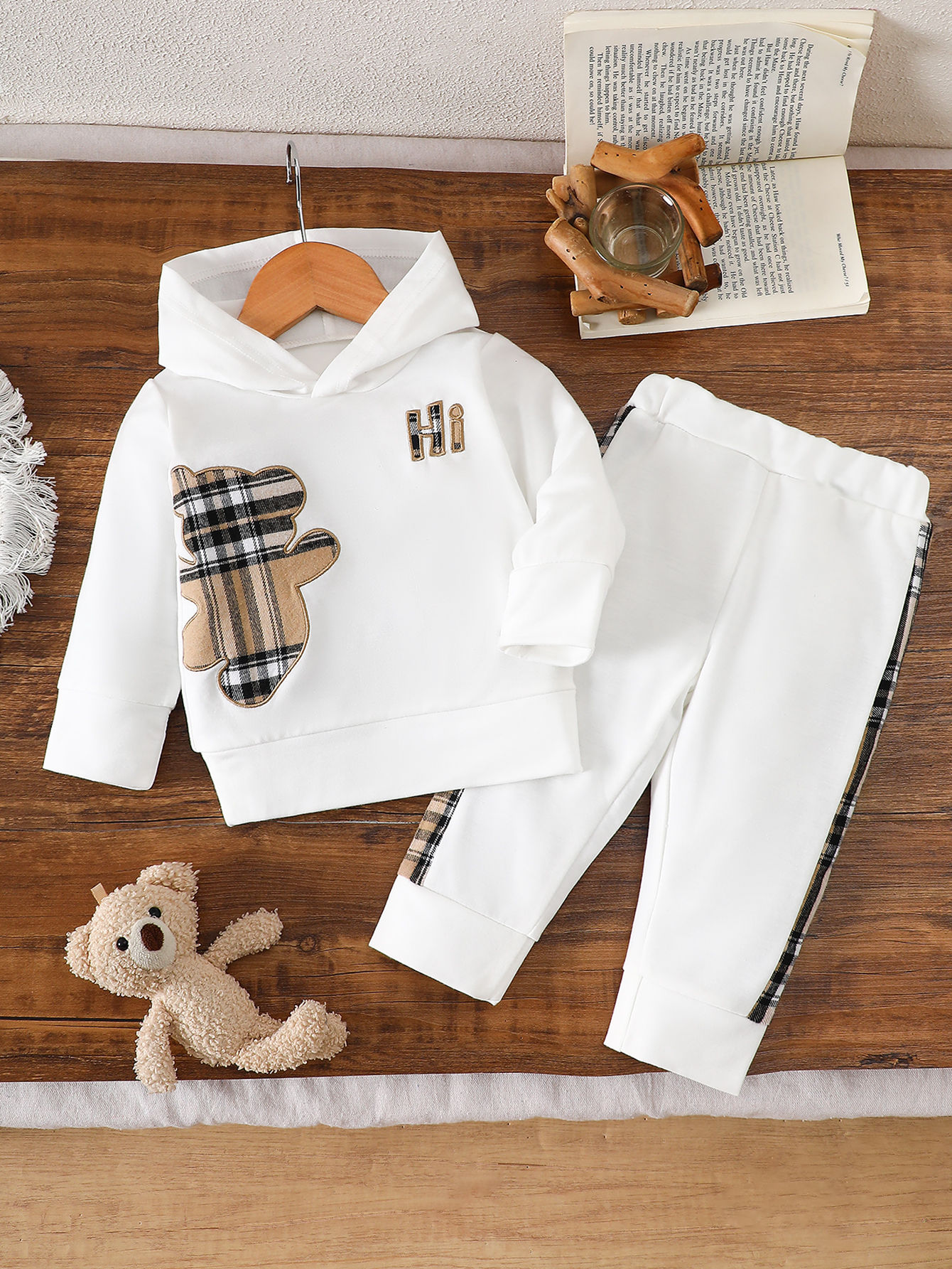 IURNXB 2pcs Baby Clothes Set Infant Cartoon Bear Plaid Patchwork Hoodie Top+Swea