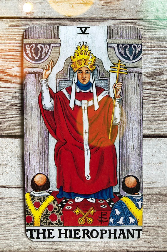 Structuring with the Hierophant