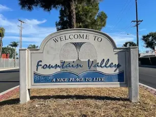 Welcome to Fountain Valley city sign where Calview Films provides commercial window tinting services for local businesses
