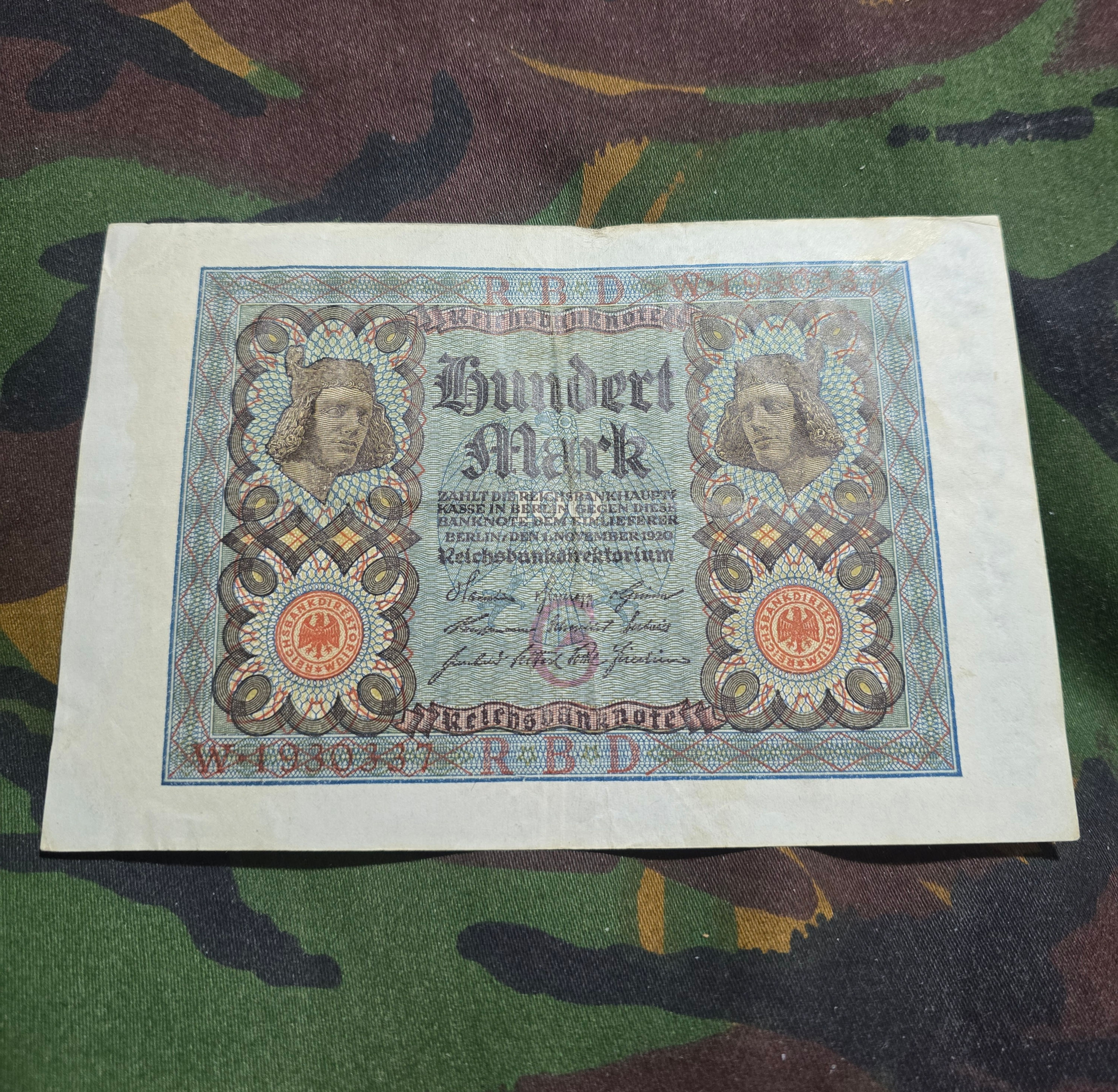 German 100 Mark banknote issued on November 1, 1920