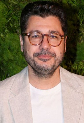 Λάμπρος Κωνσταντάρας: Το σχόλιο για τη δήλωση του Δημήτρη Ουγγαρέζου