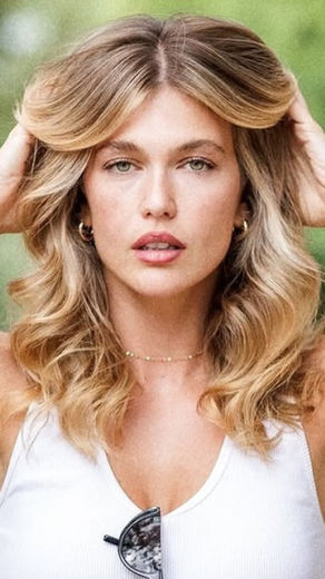 Κλέλια Ανδριολάτου: Στιγμιότυπα από πάρτι του Έλτον Τζον για τα Όσκαρ