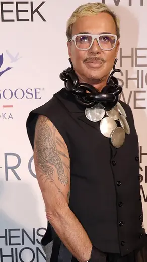 Λάκης Γαβαλάς: Το αντίο στον Georgio Armani