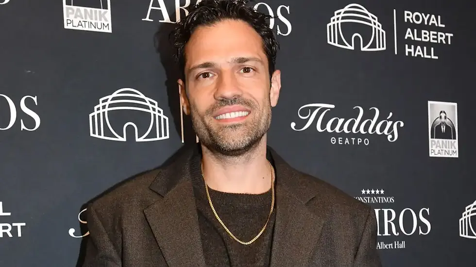 Κωνσταντίνος Αργυρός:Στιγμιότυπο με την Αλεξάνδρα Νίκα και τον γιο τους και η αφιέρωση στον αδερφό του που έγινε μπαμπάς