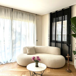 CÓMO COLOCAR LAS CORTINAS PARA QUE TU CASA PAREZCA MAS ALTA, MAS LUMINOSA Y MEJOR DISEÑADA