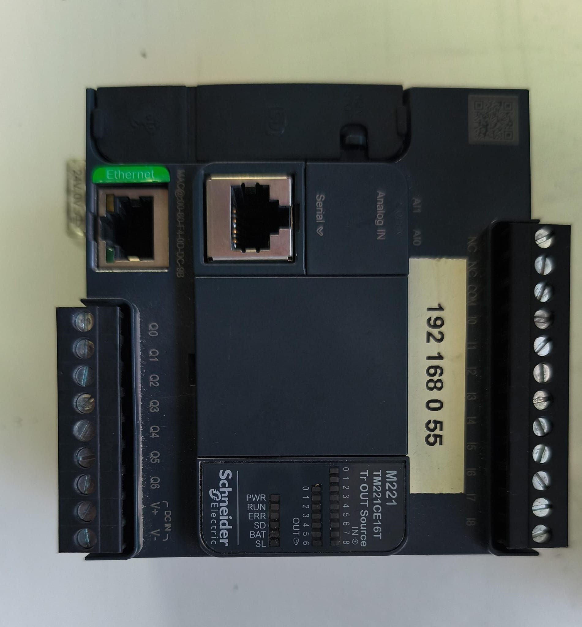 Schneider Modicon TM221CE16T