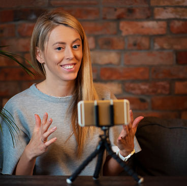 Filming yourself on your phone: A Guru Guide to recording video messages