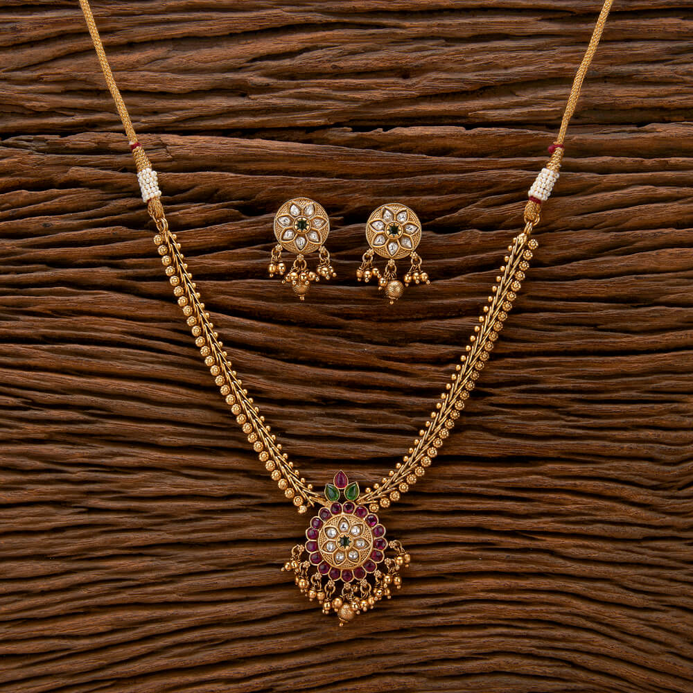 Antique Classic Necklace With Matte Gold Plating

Rubygreen

