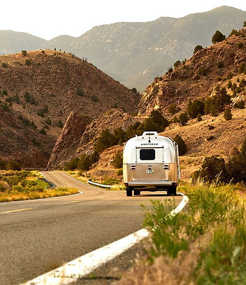 airstream-travel-trailer-800x533.jpg